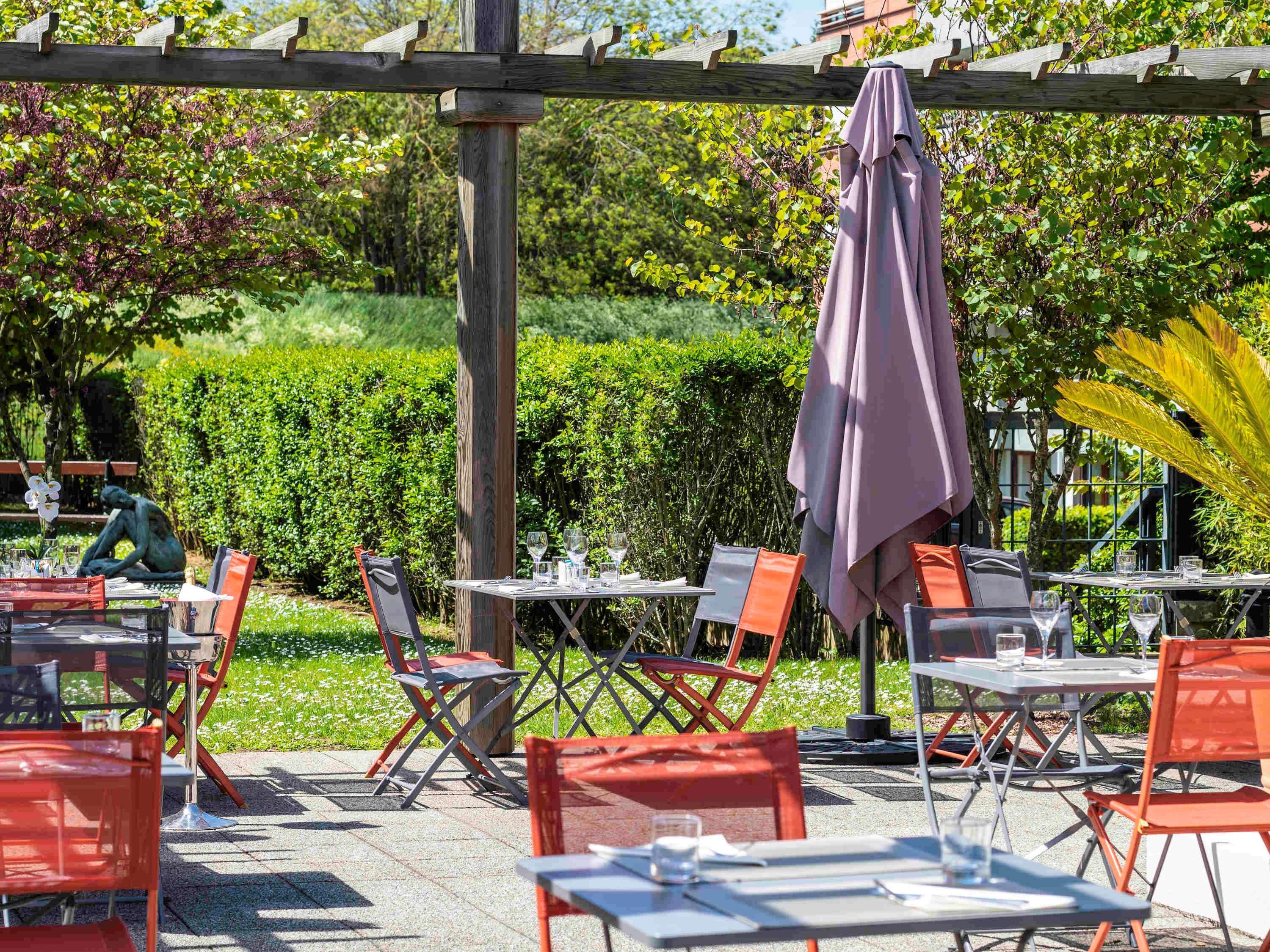 Mercure Maurepas Saint Quentin Екстер'єр фото