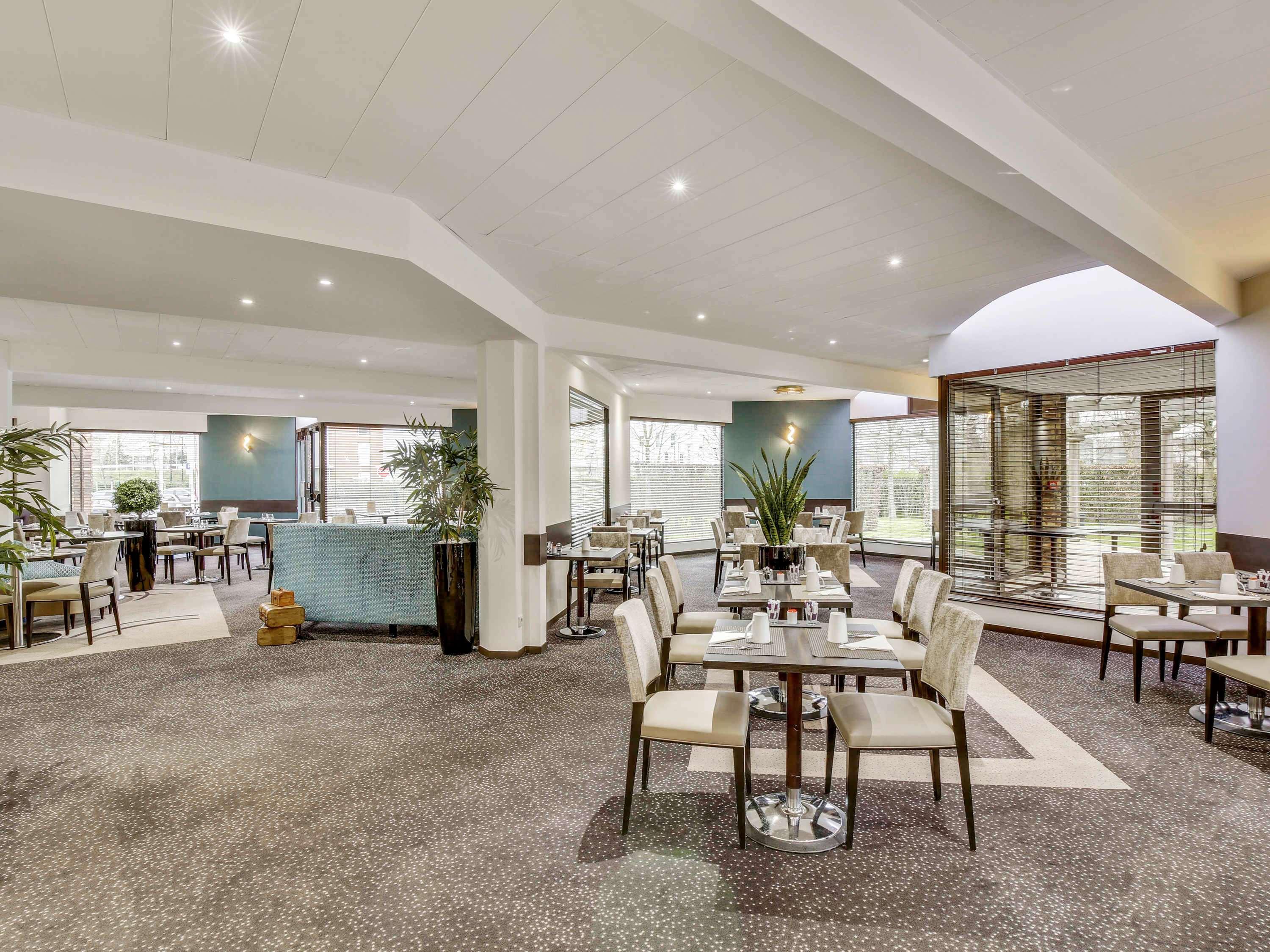 Mercure Maurepas Saint Quentin Екстер'єр фото