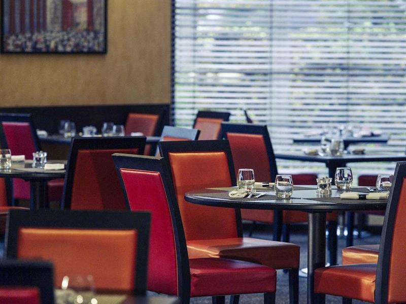 Mercure Maurepas Saint Quentin Екстер'єр фото
